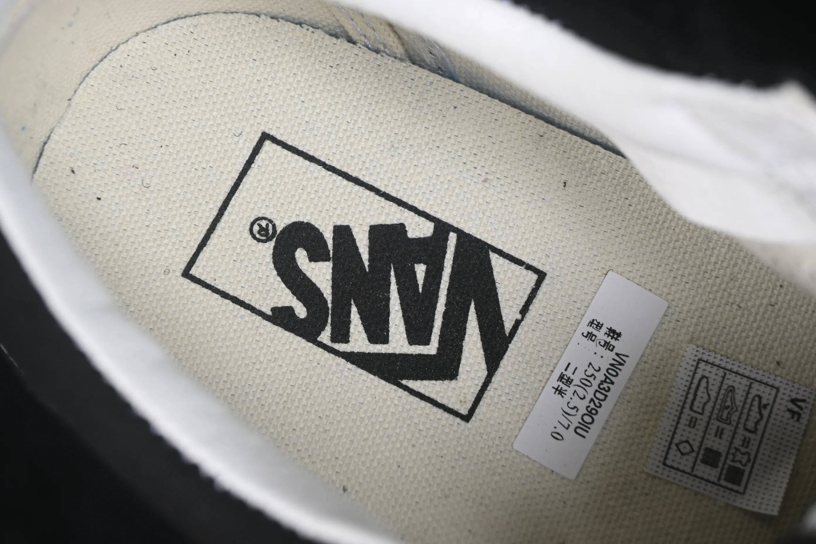 All categories Vans Vans series Vans Low Vans low top Vans Old Skool Vans Velcro low-top casual skateboard shoes VN0A3D29OIU